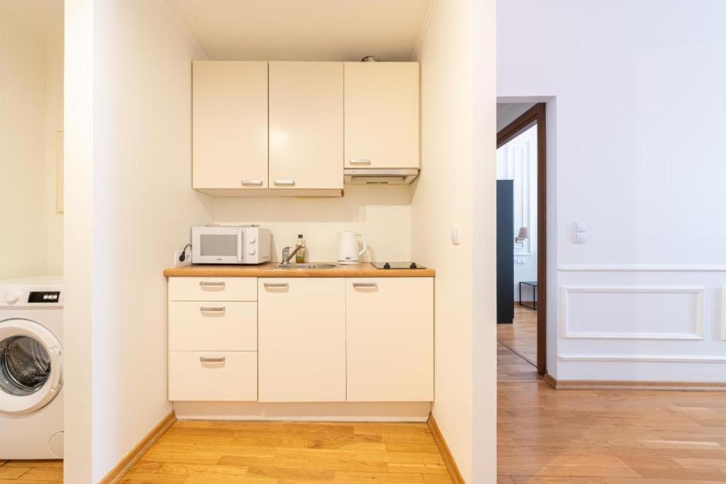 טאלין Old Town Square Residence מראה חיצוני תמונה