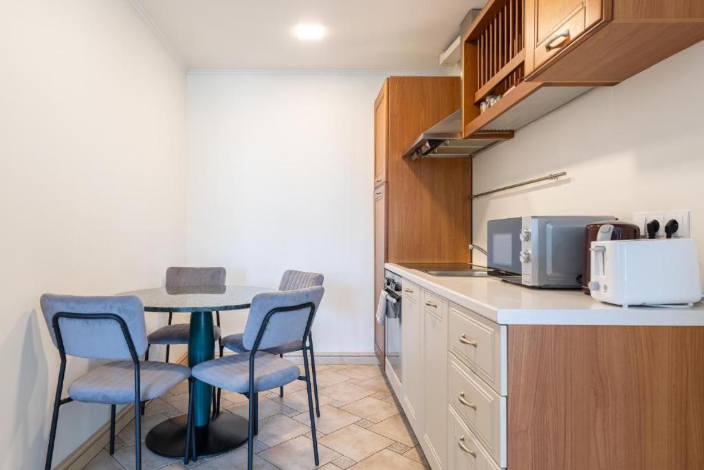 טאלין Old Town Square Residence מראה חיצוני תמונה